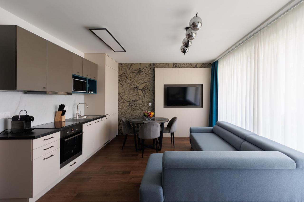 Villa Bauhaus Wellness Apartman 102 Siofok Exterior photo
