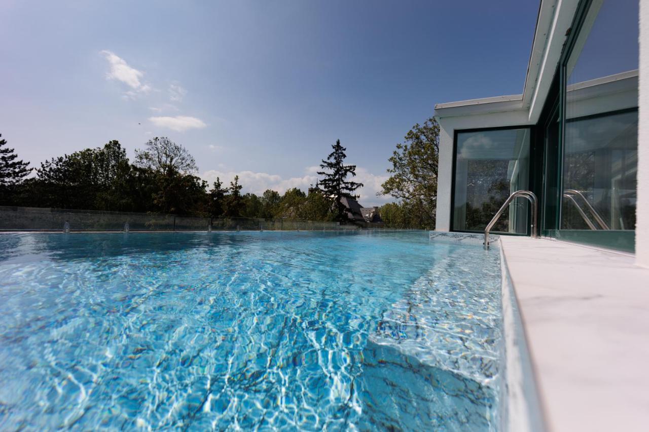 Villa Bauhaus Wellness Apartman 102 Siofok Exterior photo